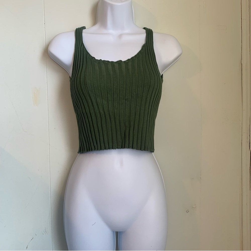 Green Ribbed Tank Top - Picture 2 of 10
